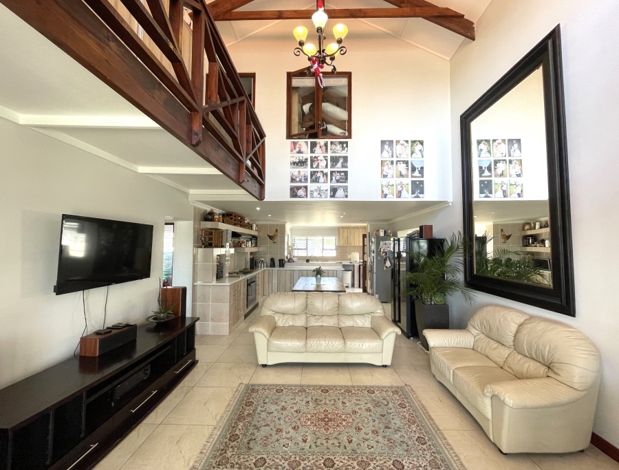 4 Bedroom Property for Sale in Marina Martinique Eastern Cape